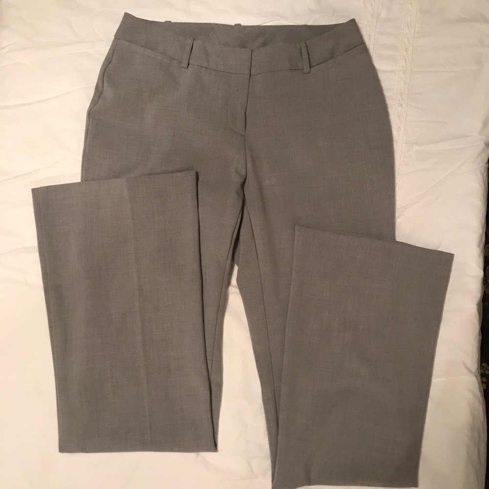 EUC Worthington light gray pants Size 4